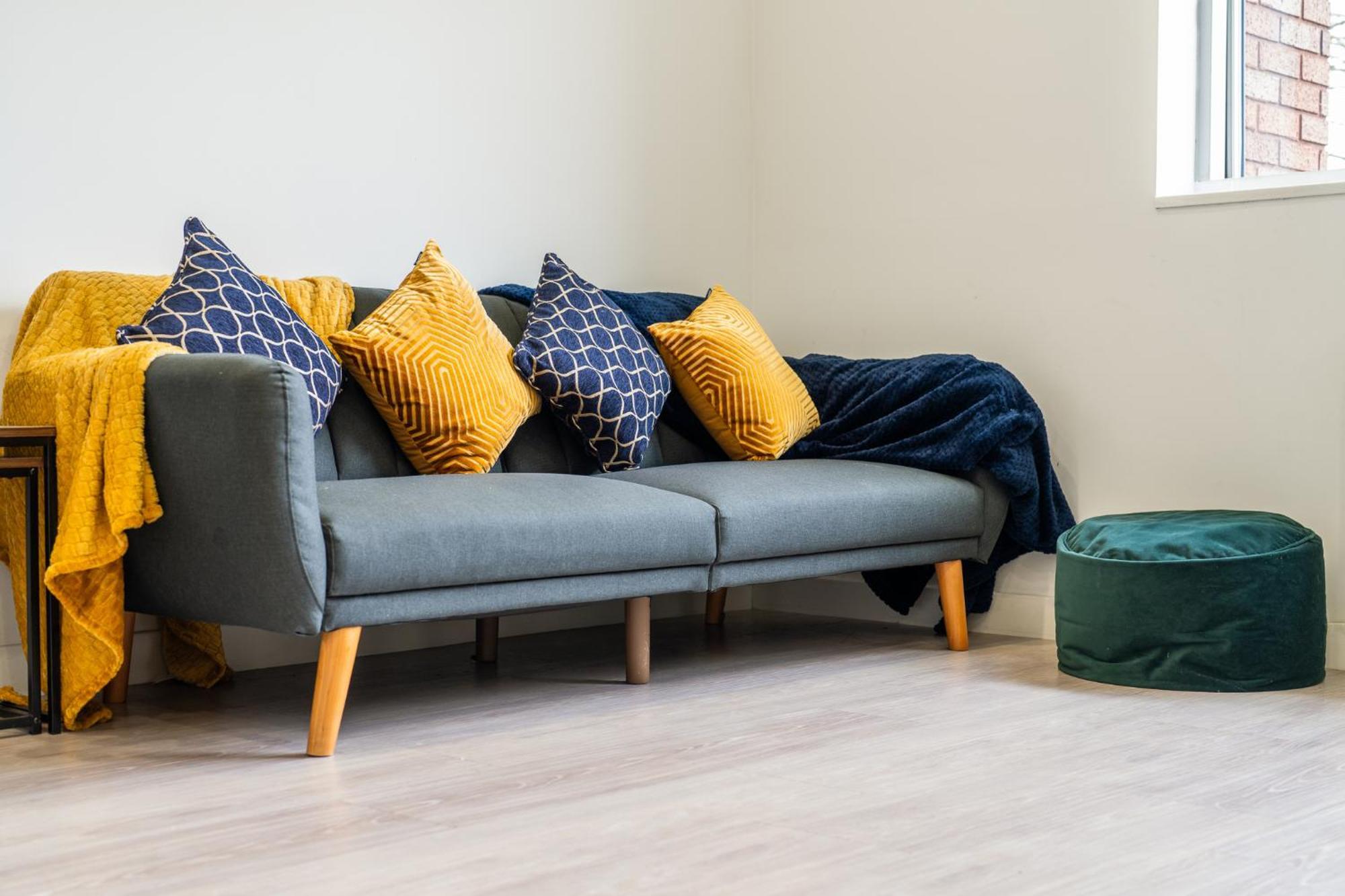 Luxury 1 Bedroom Serviced Apartment With Roof Terrace & Gym Stevenage Exteriör bild